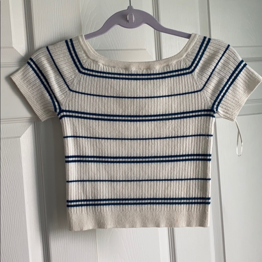 Sweater crop top